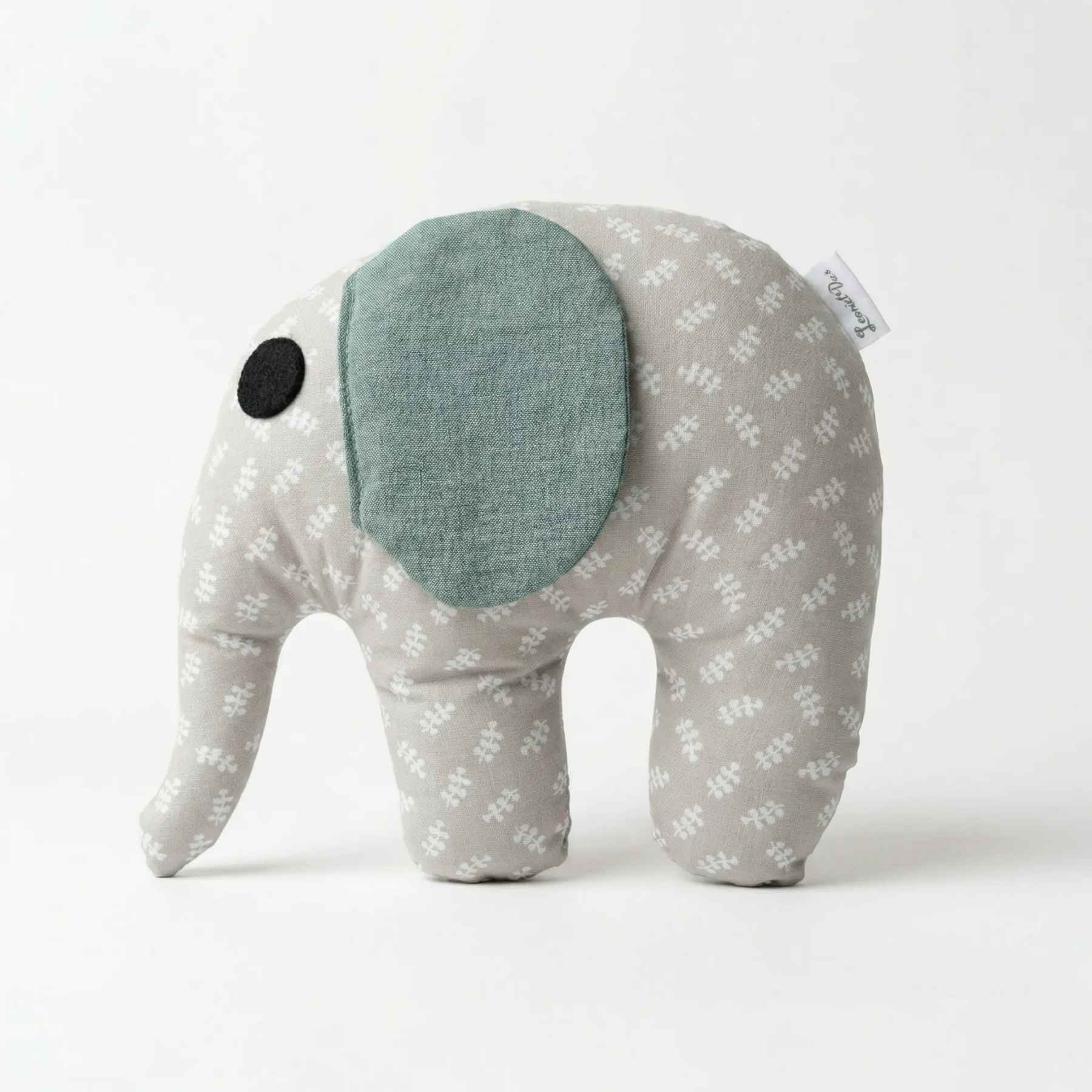 Handgemaakte olifant knuffel Leaves van Leonietje’s